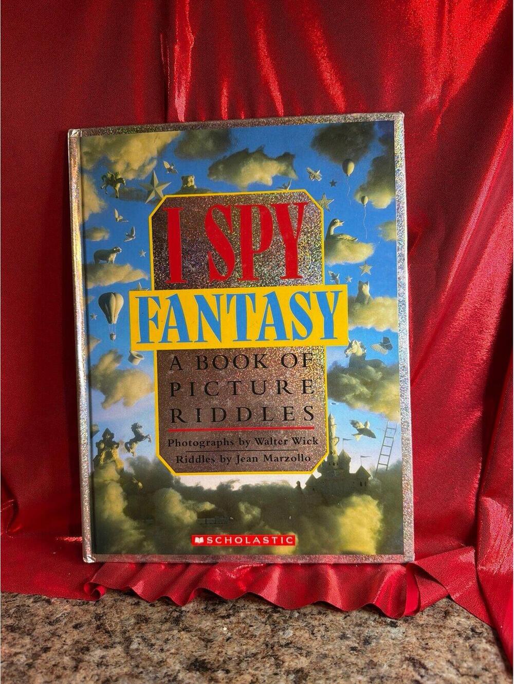 I Spy Fantasy: A Book of Picture Riddles children's book.Authors & Creators: Th